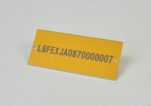 Tabliczka z numerem, napisem z otworami 80x35mmx2mm kolor złoty na Arena.pl