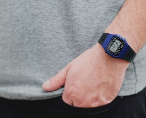 CYFROWY KLASYK ZEGAREK CASIO F-91WM-2A W RETRO STYLU LED ALARM DATA +BOX na Arena.pl