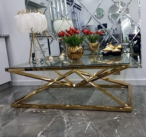 Złoty wazon ze stali osłonka na Arena.pl