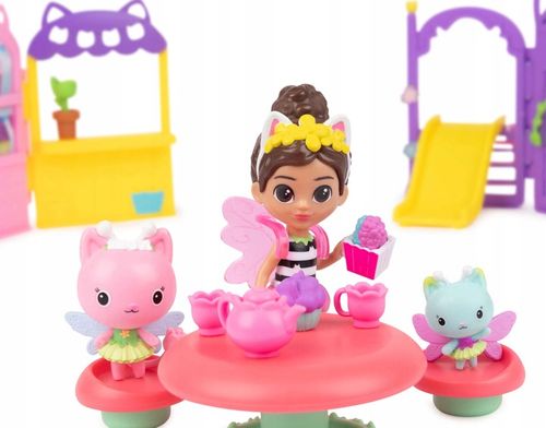 KOCI DOMEK GABI ZESTAW PLAC ZABAW ZE ZJEŻDŻALNIĄ FIGURKA WRÓŻKICIA LALECZKA na Arena.pl