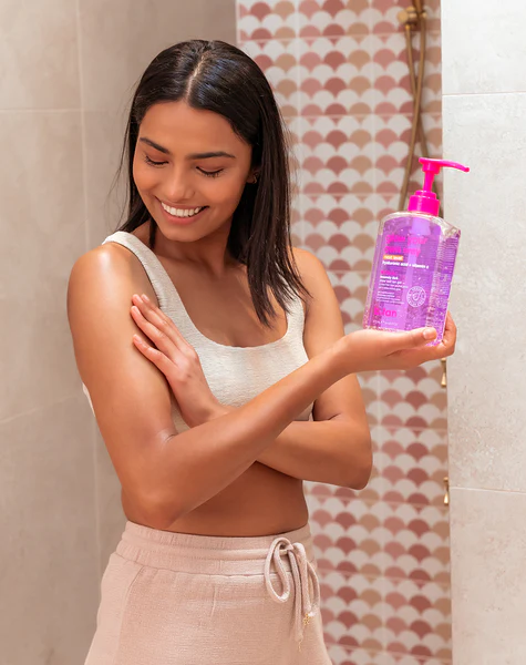 b.tan Glow Your Own Way Next Level Przezroczysty Żel Samoopalający zdjęcie 4