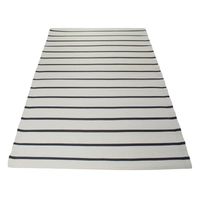 Dywan zewnętrzny na balkon 120x180 cm – wodoodporny, tarasowy, ogrodowy, nowoczesny wzór w pasy Biało- Czarne ES-01A