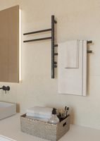 ELNA Grzejnik łazienkowy elektryczny Vertical 4 ruchome ramiona Black