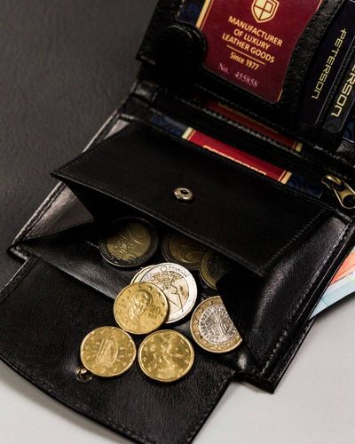 klasyczny, skórzany portfel męski bez zapięcia zewnętrznego - peterson na Arena.pl