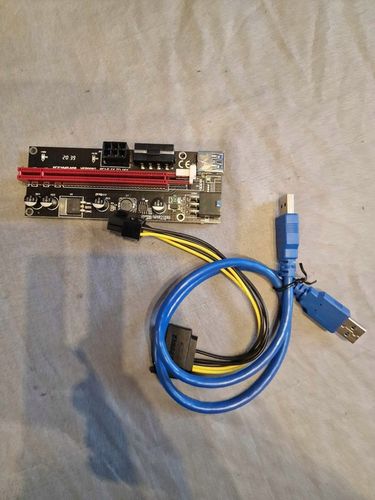 Riser USB3.0 PCI-E 6PIN 010S + Plus 8 kondenatorów na Arena.pl