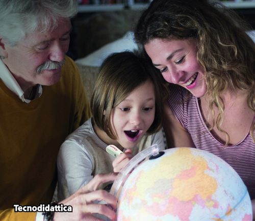Globus interaktywny Parlamondo edukacyjny podświetlany z piórem mówiącym na Arena.pl