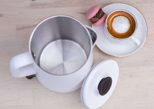 Czajnik elektryczny bezprzewodowy MPM MCZ-115 z podwójnymi ściankami biały na Arena.pl