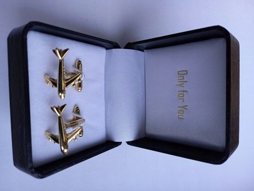 Złote spinki do mankietów Exciting Samolot Boeing Embraer Bombardier Airbus na Arena.pl