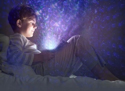 PROJEKTOR GWIAZD LAMPKA NOCNA RZUTNIK LED DO SYPIALNI DLA DZIECI NA PREZENT na Arena.pl