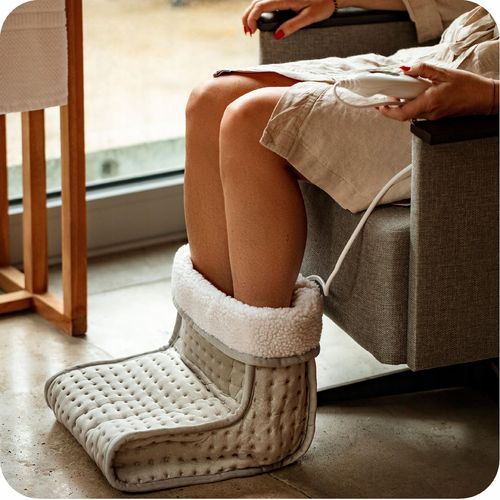 Elektryczny Ogrzewacz Stóp Adler Ad7432 Lcd Pilot 140W na Arena.pl