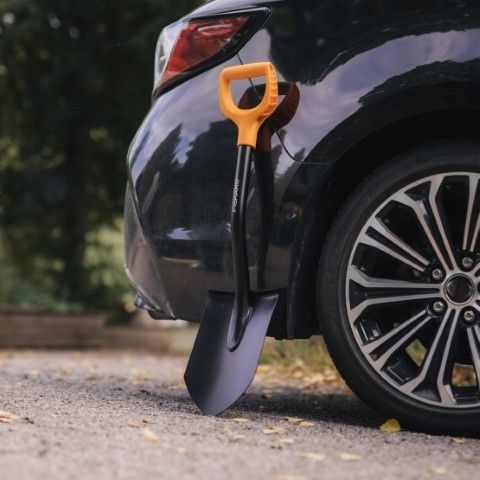 SOLID SAPERKA SAMOCHODOWA 1066715 FISKARS na Arena.pl