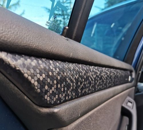 TAŚMA PLASTER MIODU HEXAGON NA LISTWY DEKORY PROGI PASY 10x500cm + RAKLA na Arena.pl