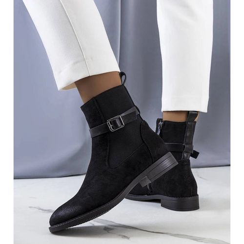 Czarne botki ocieplane r.40 na Arena.pl