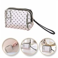 kosmetyczka damska transparentna czarne serca 12x18x8cm ks126