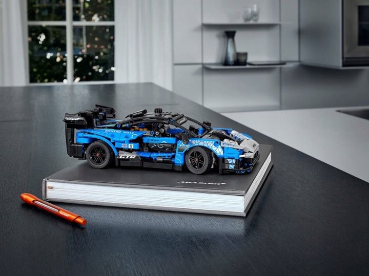 KLOCKI LEGO TECHNIC MCLAREN SENNA GTR SAMOCHÓD AUTO PREZENT zdjęcie 13
