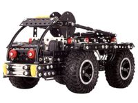 ZESTAW  METALOWA CIĘŻARÓWKA TERENOWA Z NARZĘDZIAMI