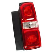 LAMPA TYLNA PRAWA PEUGEOT TRAVELLER 2016 2017 2018 2019