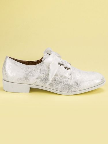 WIĄZANE PÓŁBUTY Rozmiar - 41 na Arena.pl