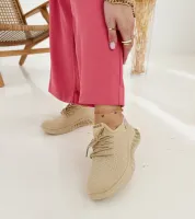 Beżowe materiałowe sneakersy Mira 36