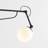 Szklany kinkiet Soho 1105C1_D Aldex czarna regulowana kula nad lustro