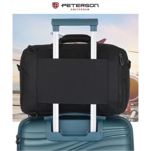 plecak podróżny w czarnym kolorze zamykany suwakiem, idealny na Arena.pl