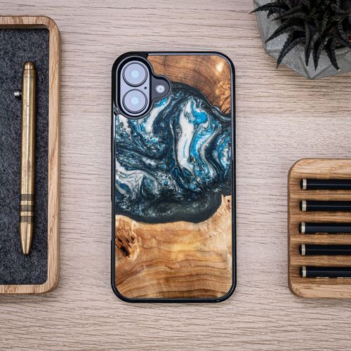 etui bewood unique do iphone 16 plus - planets - ziemia na Arena.pl