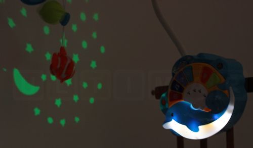 NEWMART MH265155 KARUZELKA Z PROJEKTOREM OŚMIORNICZKA niebieska na Arena.pl