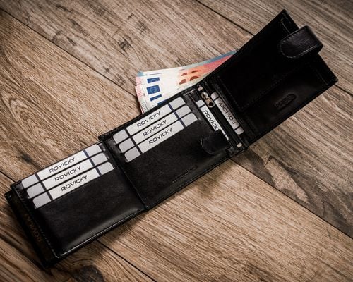 elegancki portfel męski z systemem antyskimmingowym rfid protect - rovicky na Arena.pl