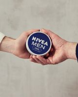 NIVEA MEN GAMECHANGER Krem nawilżający do twarzy ciała rąk męski 150ml