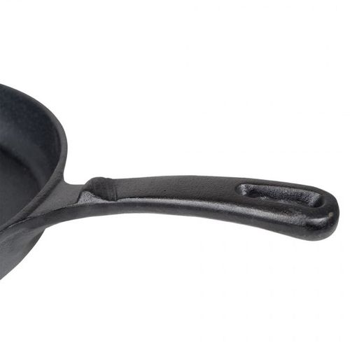Żeliwna patelnia 24cm na Arena.pl