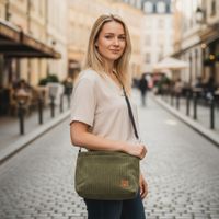 Zielona Torebka Sztruksowa - Idealna na Co Dzień