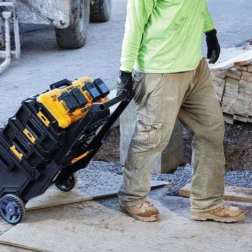 DEWALT ŁADOWARKA DCB104 4-PORTY XR 8A na Arena.pl