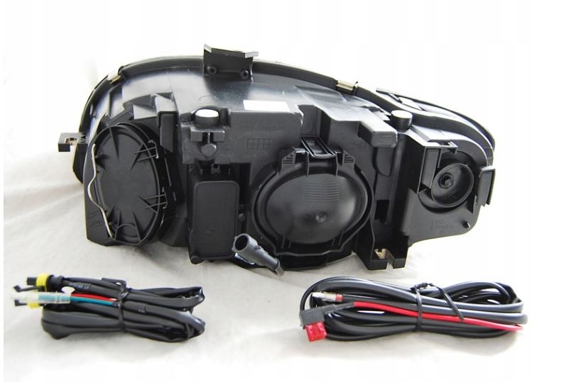 Lampy Reflektory AUDI A4 B7 04-08R LED DO DZIENNEJ zdjęcie 5