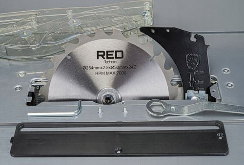 Piła STOŁOWA Pilarka Do Drewna Tarczowa Krajzega Stół Tarcza 3400W na Arena.pl