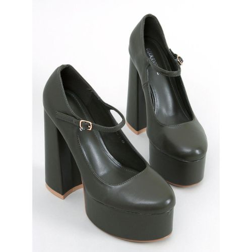 Czółenka na platformie r.36 na Arena.pl