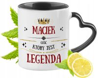 Dla Maćka Kubek Czarny Z Uszkiem W Kształcie Serca Na Prezent Z Nadrukiem