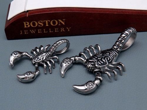 SREBRNY SKORPION NA ŁAŃCUSZEK STAL SZLACHETNA 316L na Arena.pl