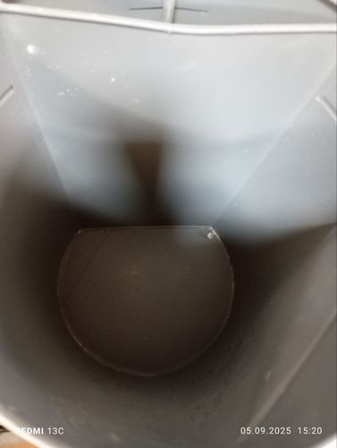 Kosz na śmieci zewnętrzny do ogrodu biały retro pedałowy POWYSTAWOWY na Arena.pl