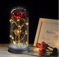 WIECZNA RÓŻA w Szklanej Szkle LED Prezent na WALENTYNKI Urodziny Rocznicę