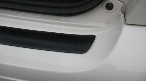 Ssangyong Rexton 2017+ - Listwa Ochronna Czarna na Zderzak Tylny Nakładka na Arena.pl