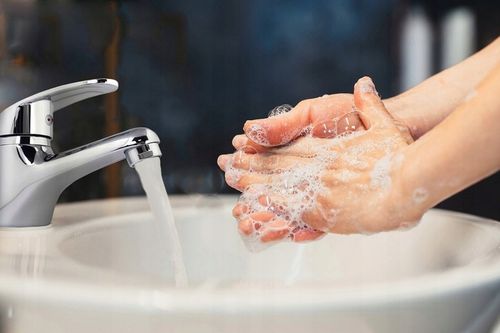 Bateria stojąca umywalkowa kran do umywalki zlewu chromowa niska nablatowa na Arena.pl
