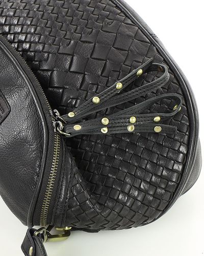 Torebka na szerokim pasku skórzana listonoszka - MARCO MAZZINI czarny na Arena.pl