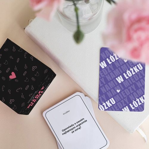 Memo Games MIĘDZY NAMI o najskrytszych 150 pytań gra 18+ na Arena.pl