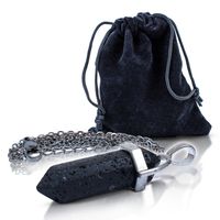 Kmień lawowy – zawieszka z łańcuszkiem w woreczku