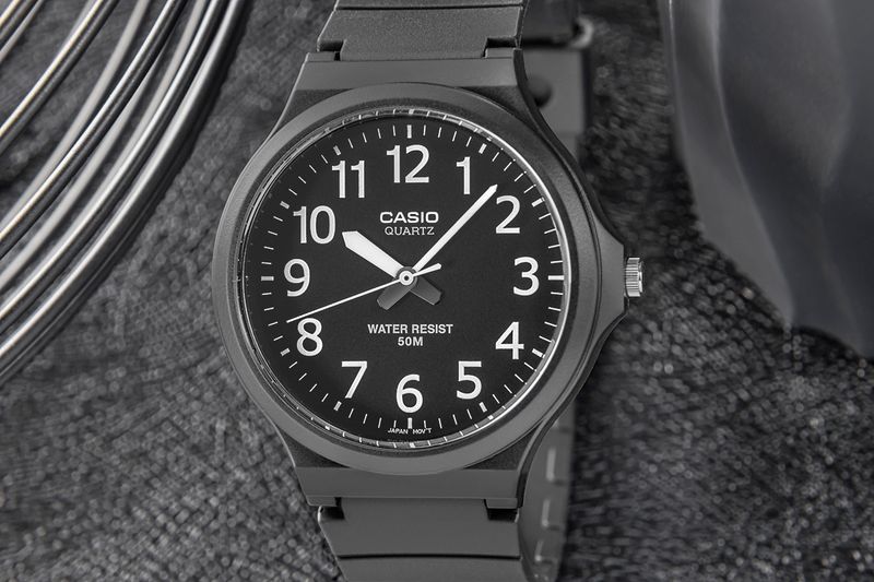 zegarek męski casio mw-240-1bvdf + box zdjęcie 5