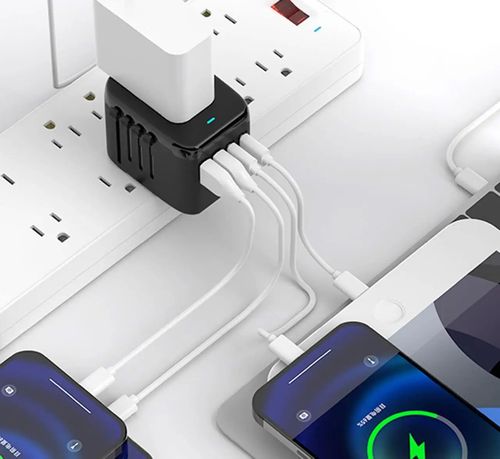 Uniwersalny adapter podróżny USB-A x2/USB-C x2 do ładowania czarny na Arena.pl