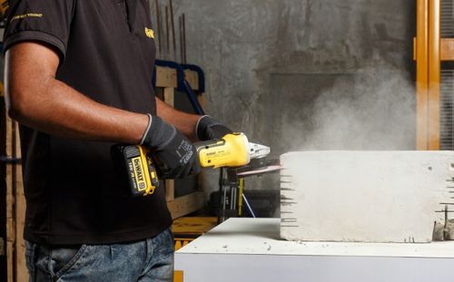 Szlifierka kątowa DEWALT DCG405P2 na Arena.pl