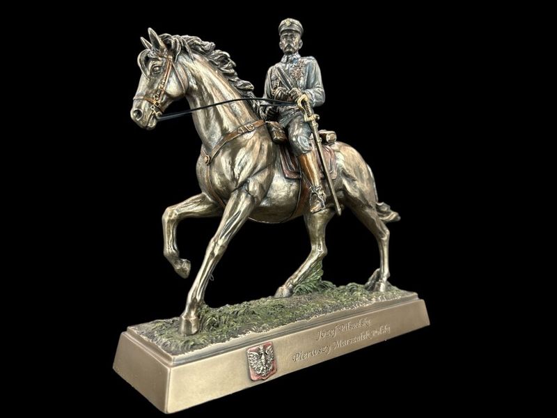 JÓZEF PIŁSUDSKI NA KONIU VERONESE (CU02637A4) zdjęcie 3