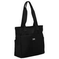 duża torebka damska w czarnym kolorze zawieszona