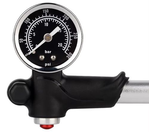 POMPKA RĘCZNA DO AMORTYZATORÓW 300PSI ALUMINIOWA + UCHWYT MANOMETR DAMPERÓW na Arena.pl